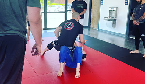 Chris demonstrating a self defense technique at Technique Lab Jiu Jitsu Academy in West Richland