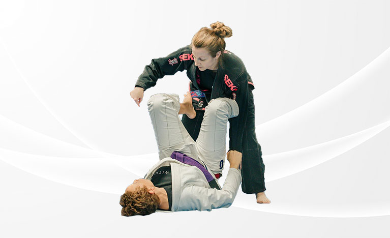 two women training brazilian Jiu Jitsu at Technique Lab Jiu Jitsu Academy in West Richland Washington