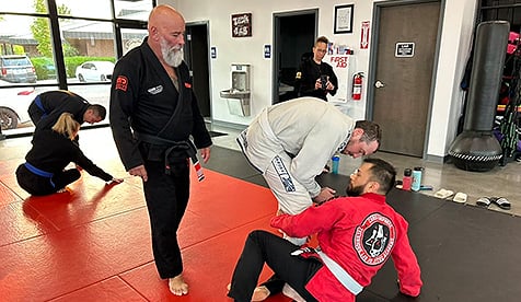 bjj-adults-whyItem01